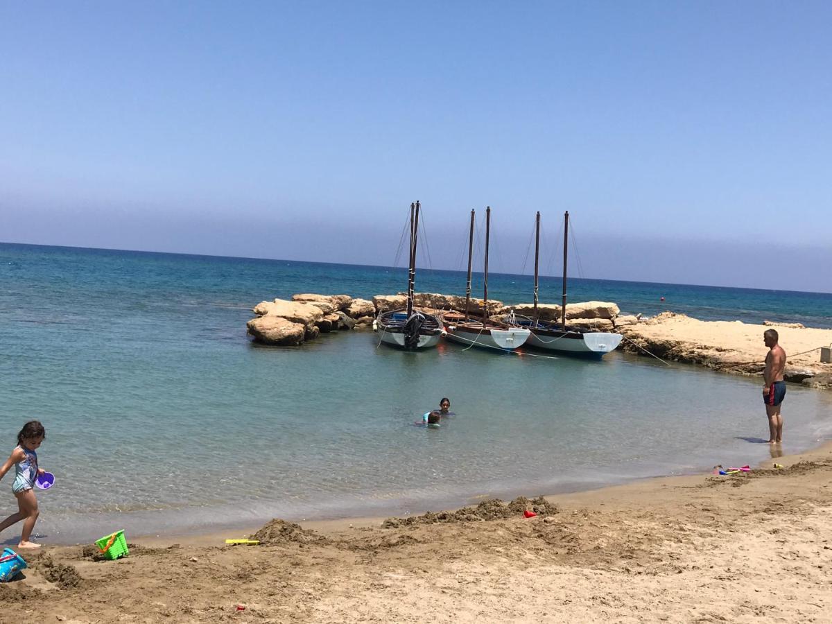 Seaside Luxury Villa Paralimni Buitenkant foto