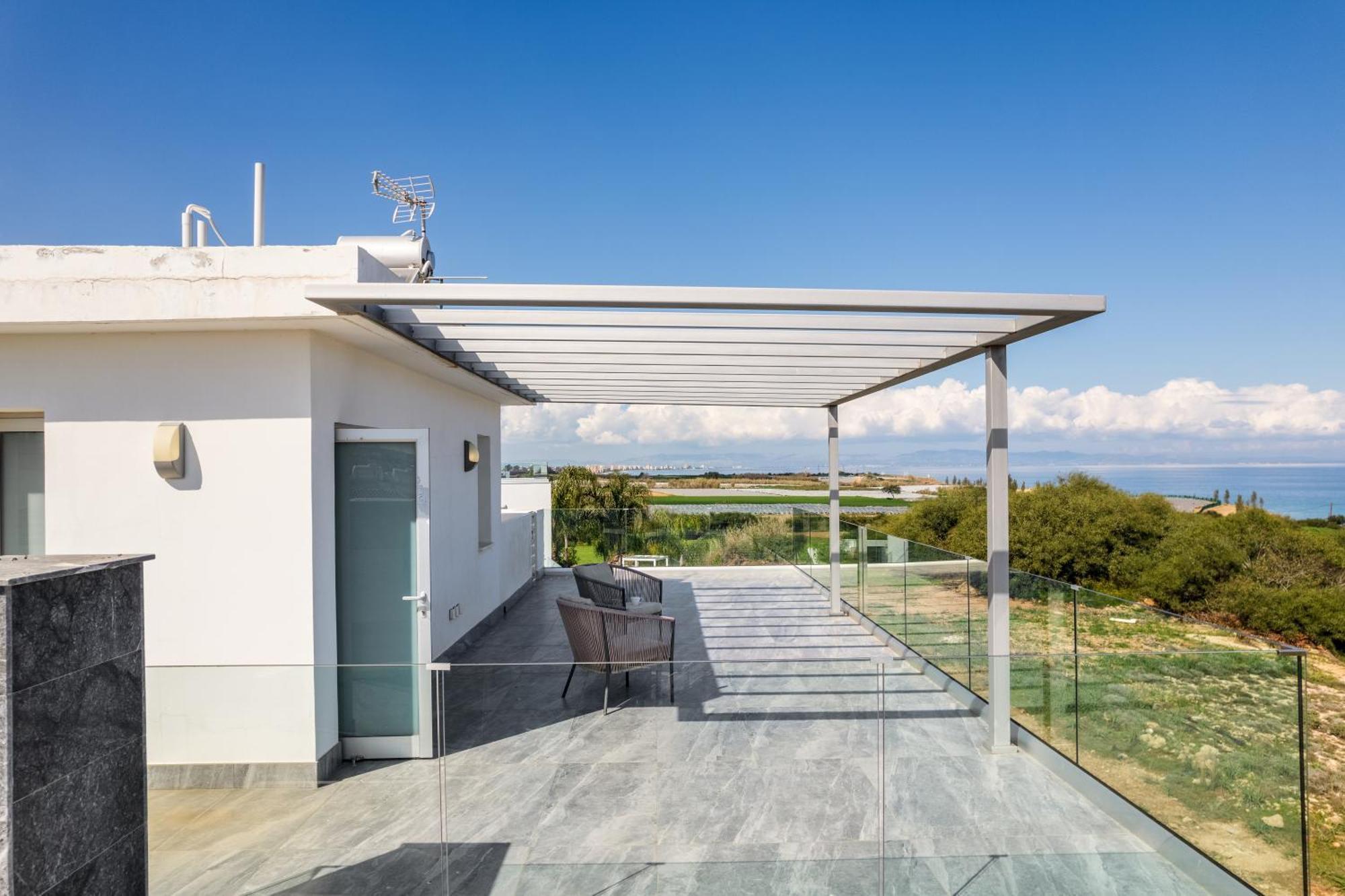 Seaside Luxury Villa Paralimni Buitenkant foto