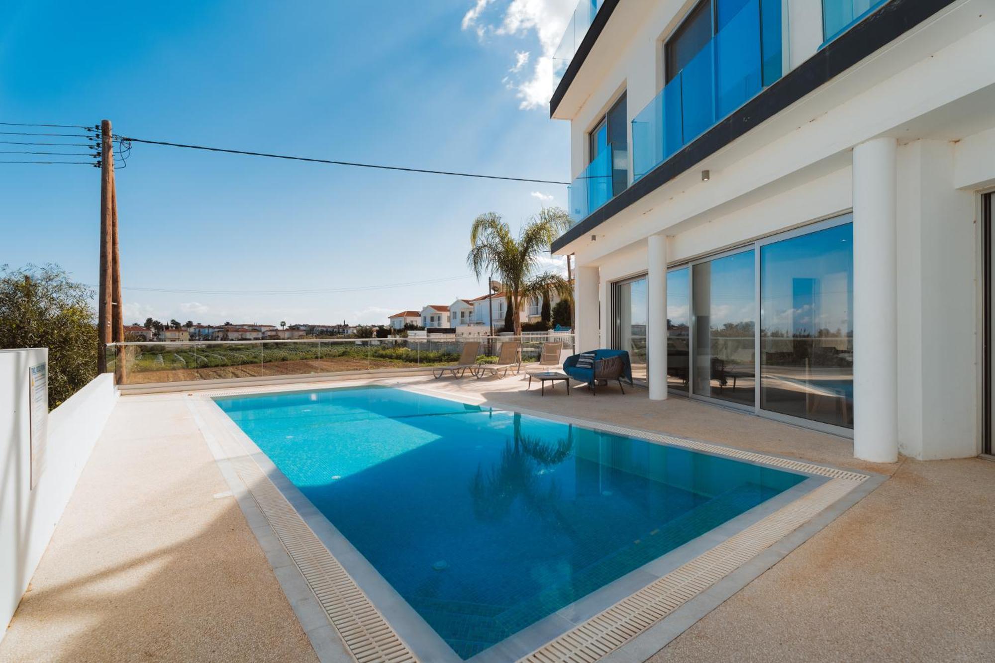 Seaside Luxury Villa Paralimni Buitenkant foto
