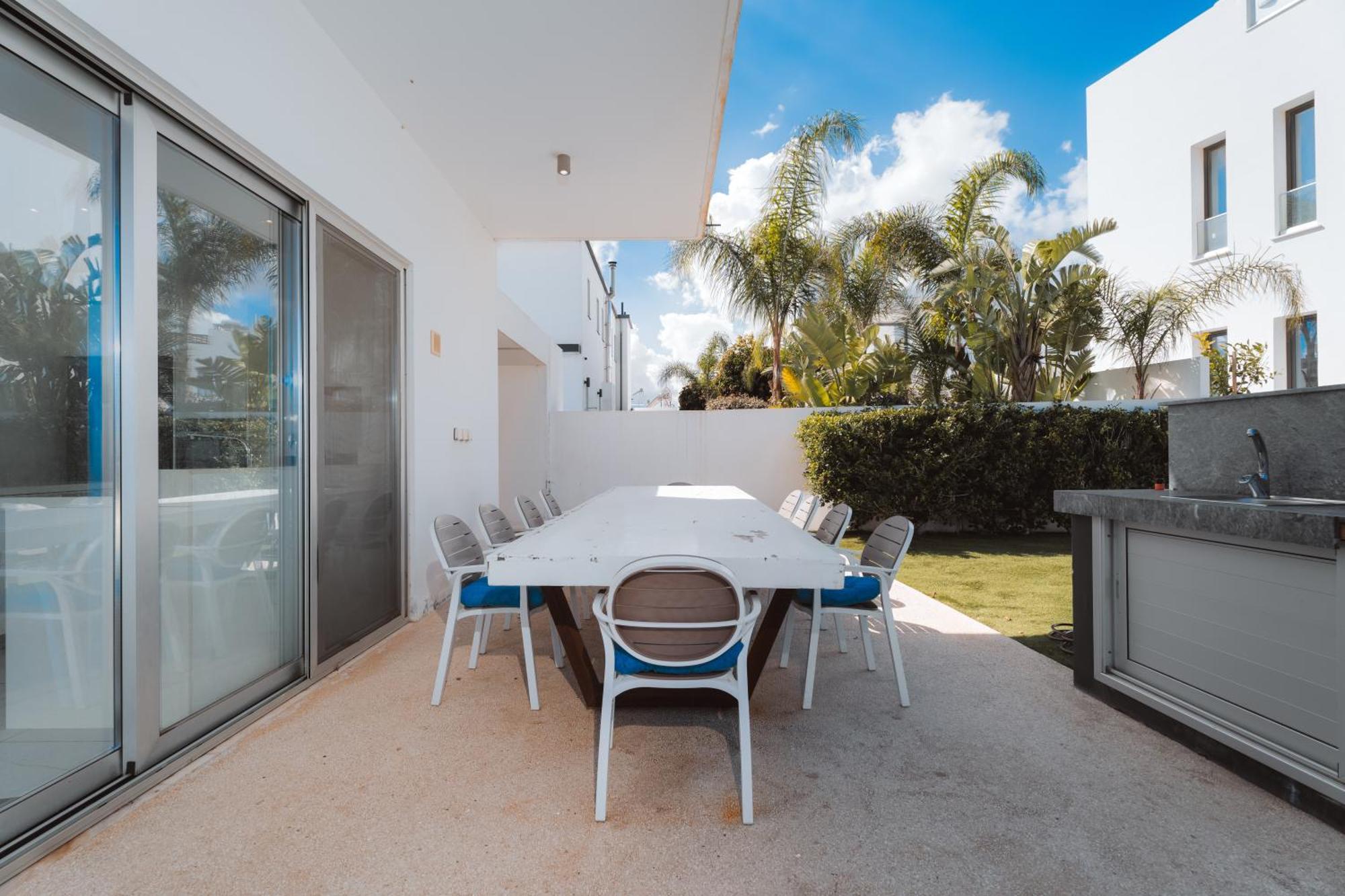Seaside Luxury Villa Paralimni Buitenkant foto