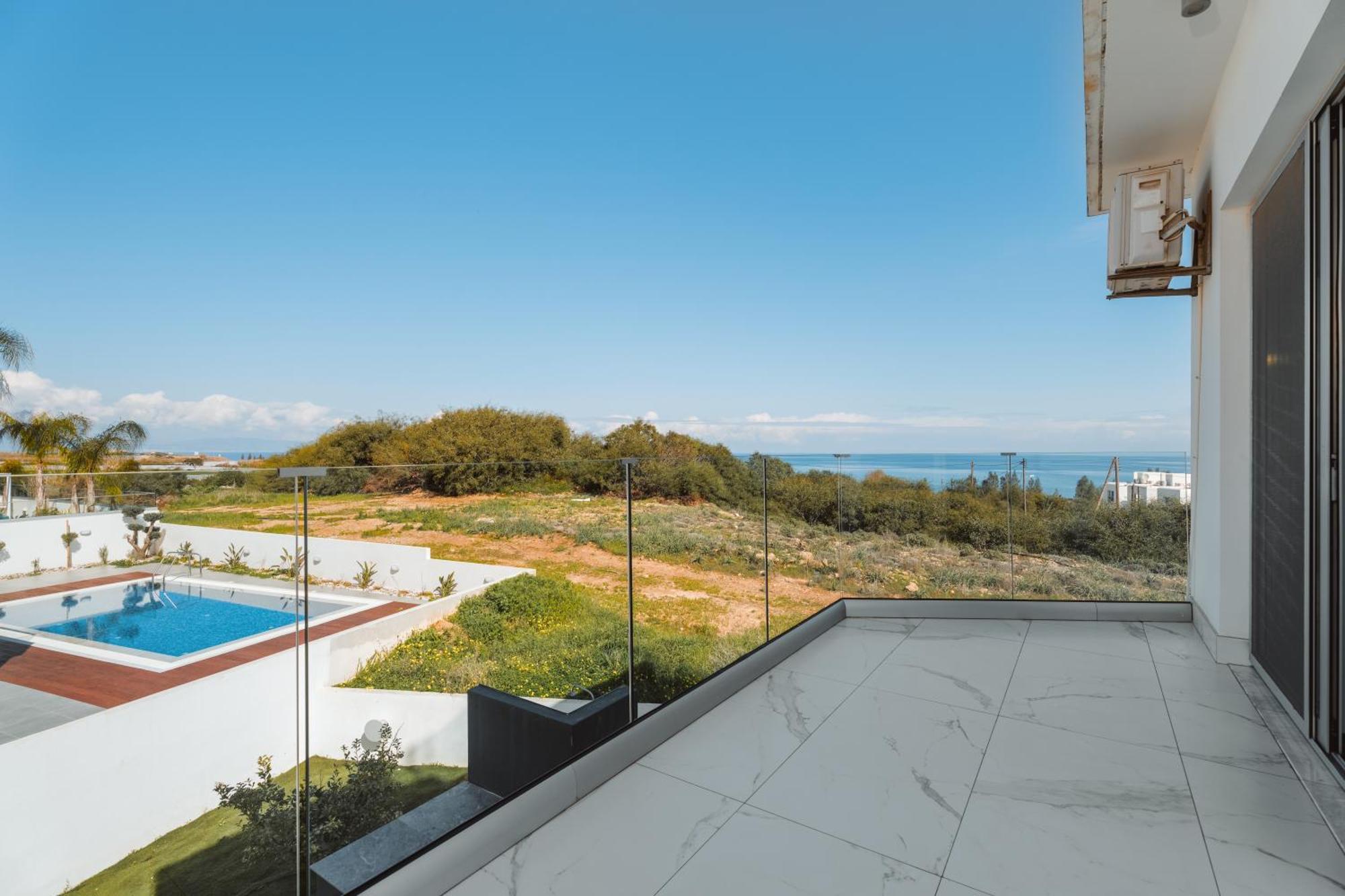 Seaside Luxury Villa Paralimni Buitenkant foto